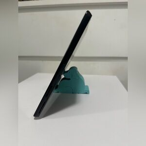 Cosyfi Teal Silicone Phone/Tablet Stand
